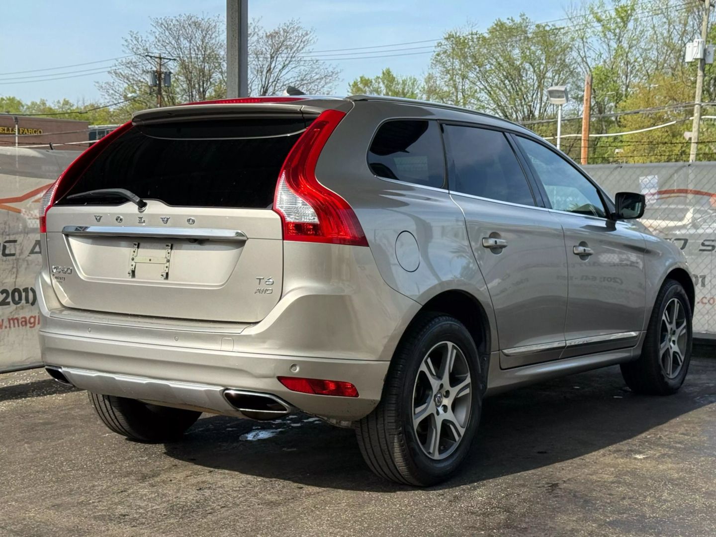 2014 Volvo Xc60 - Image 11