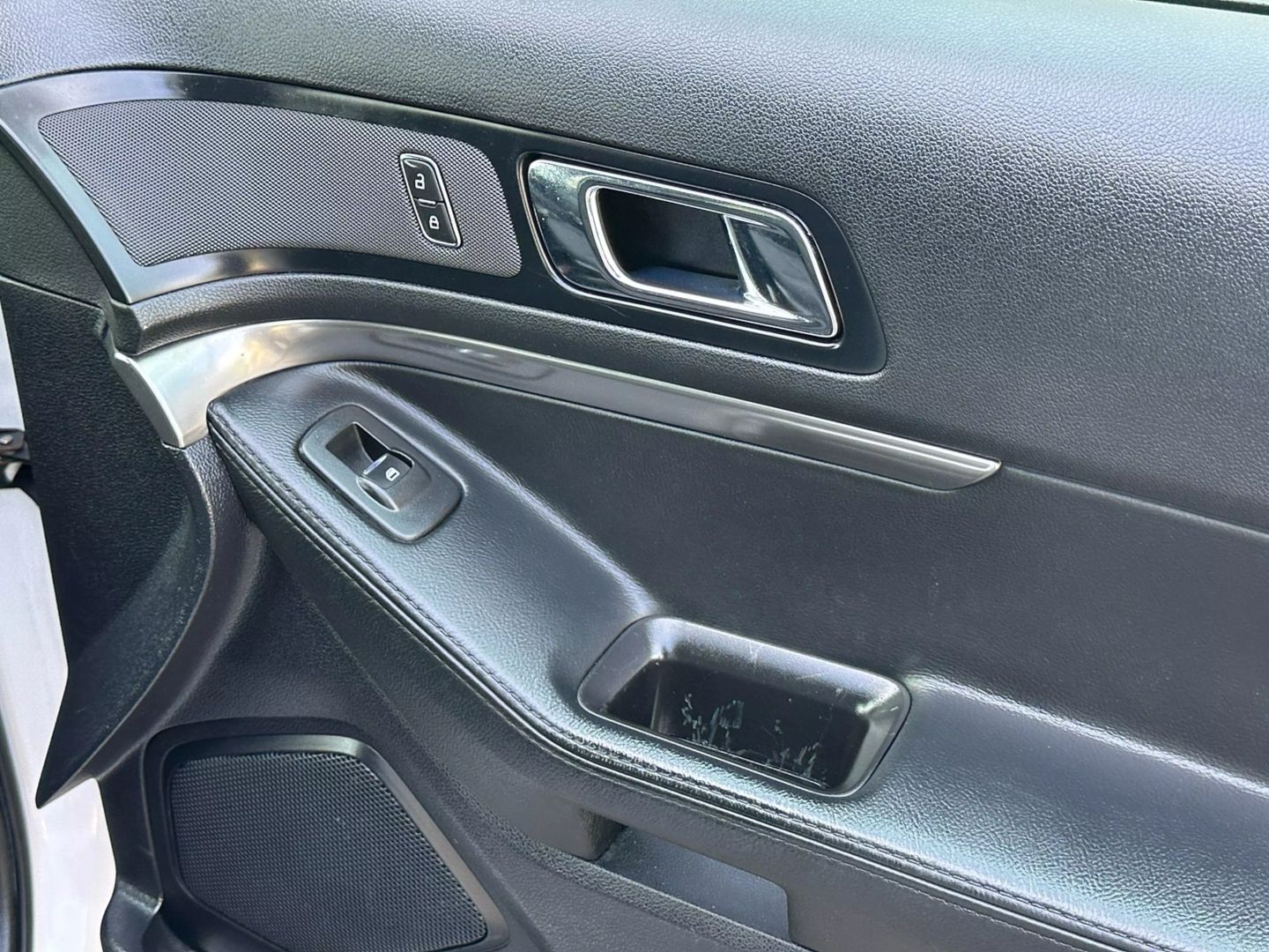 2019 Ford Explorer - Image 20