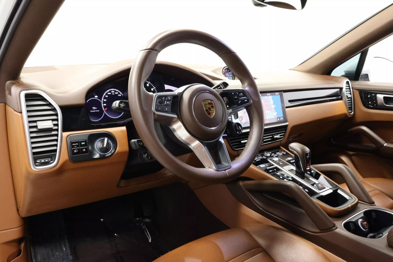 2021 Porsche Cayenne Coupe - Image 2