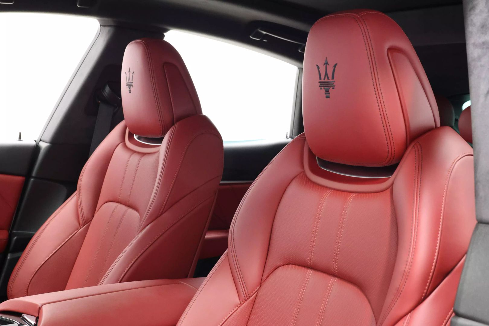 2022 Maserati Levante - Image 18