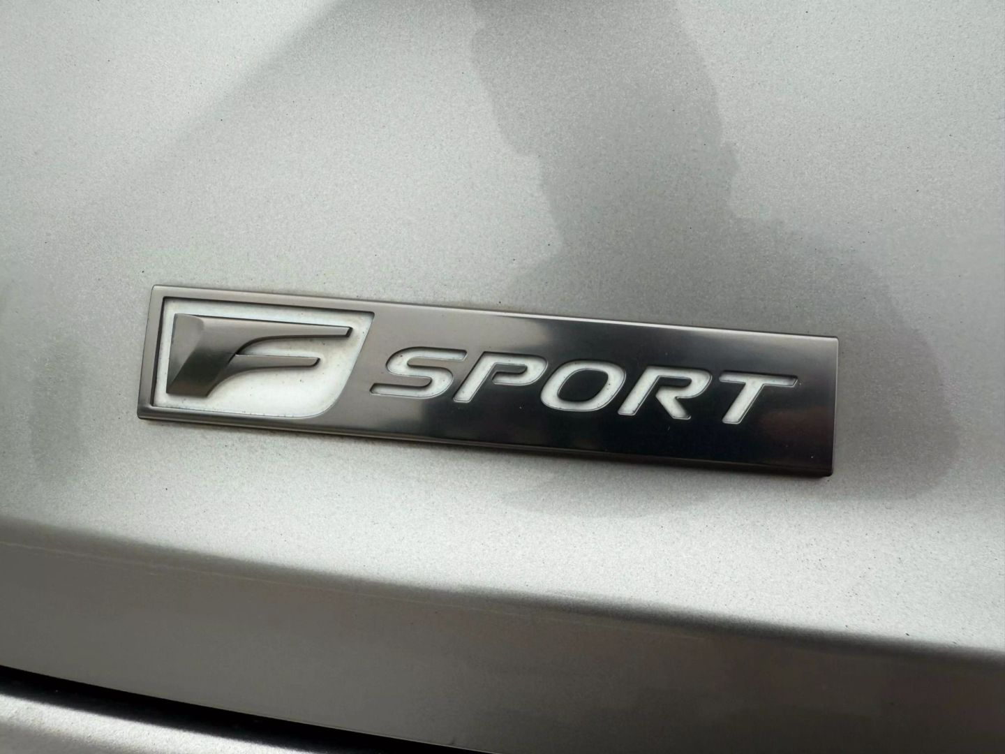 2015 Lexus Is - Image 4