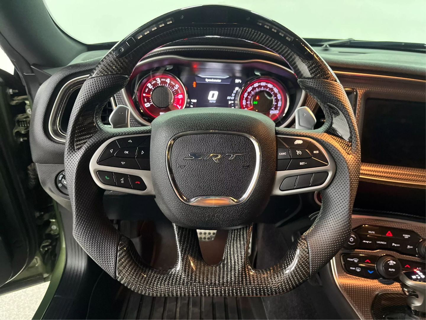 2019 Dodge Challenger - Image 17