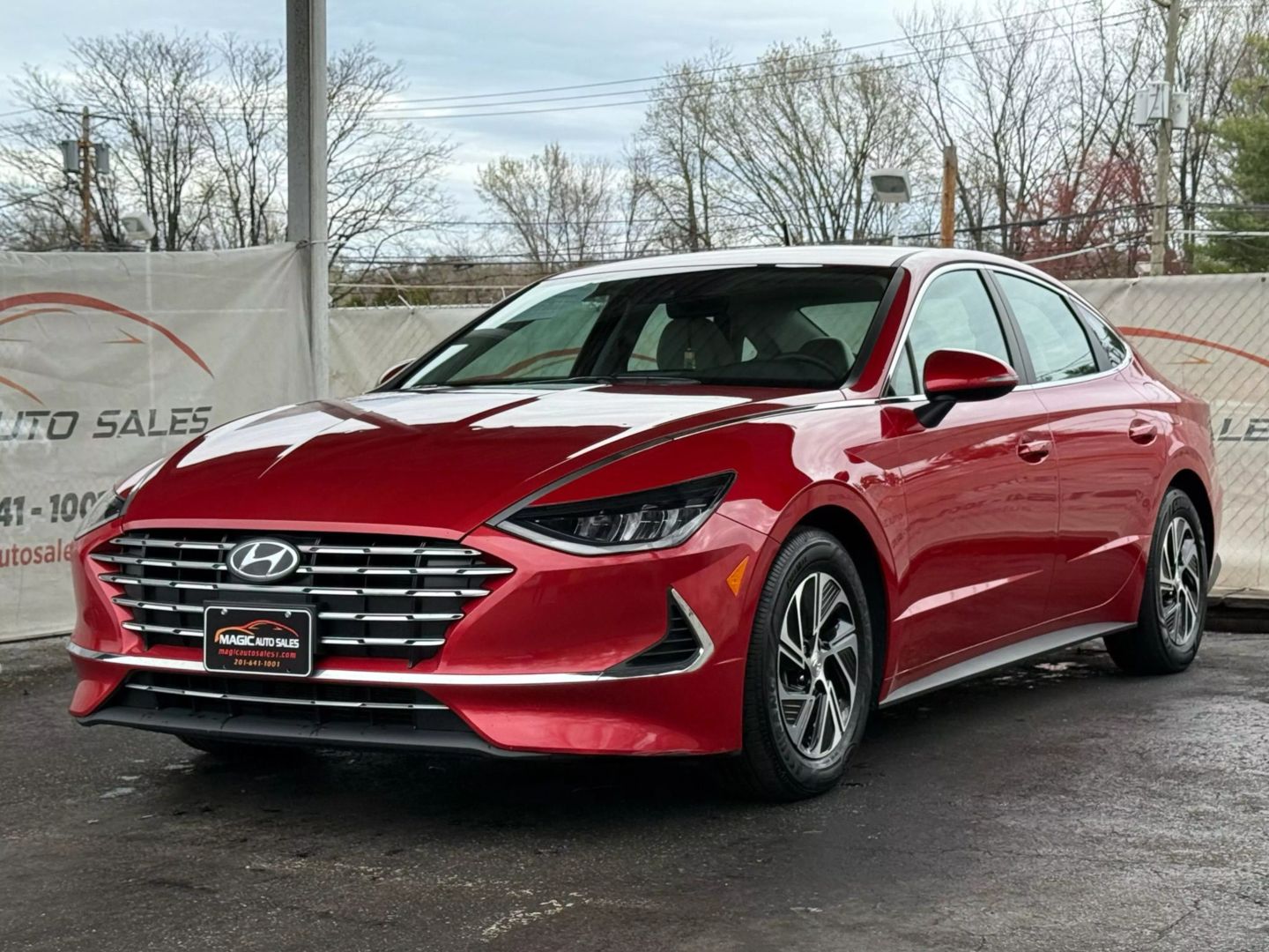 2022 Hyundai Sonata Hybrid - Image 3