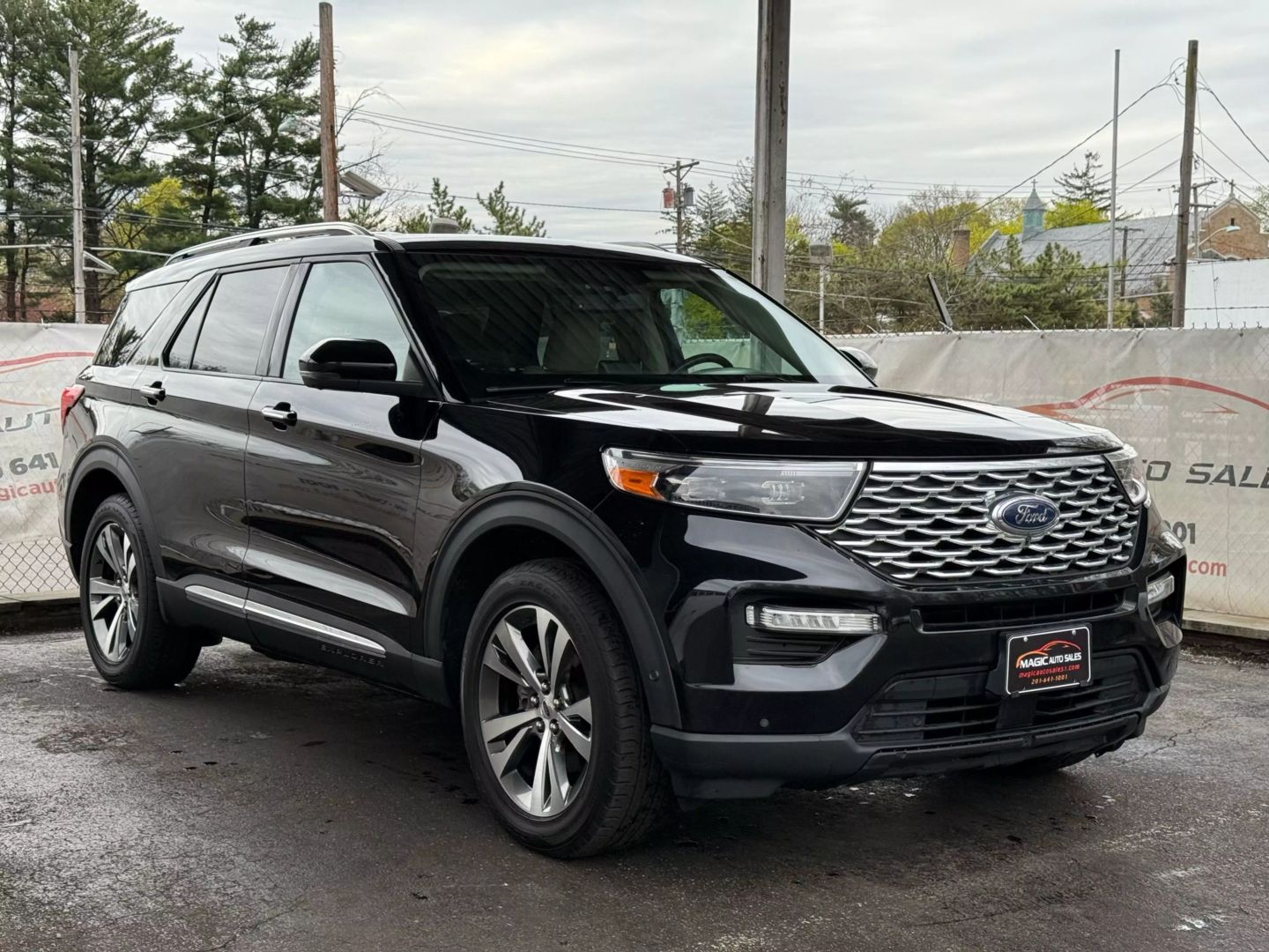 2020 Ford Explorer - Image 6