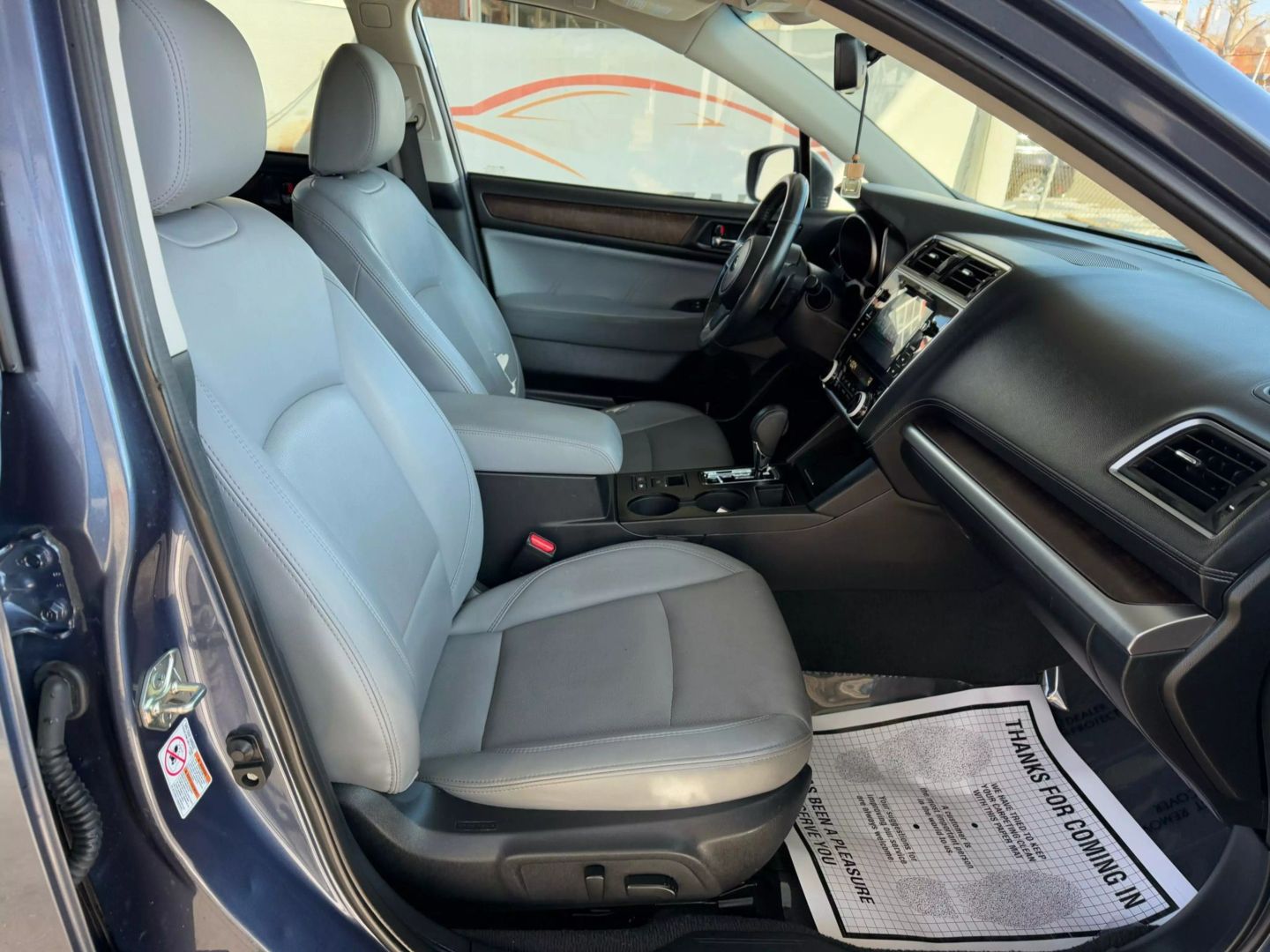 2018 Subaru Outback - Image 25