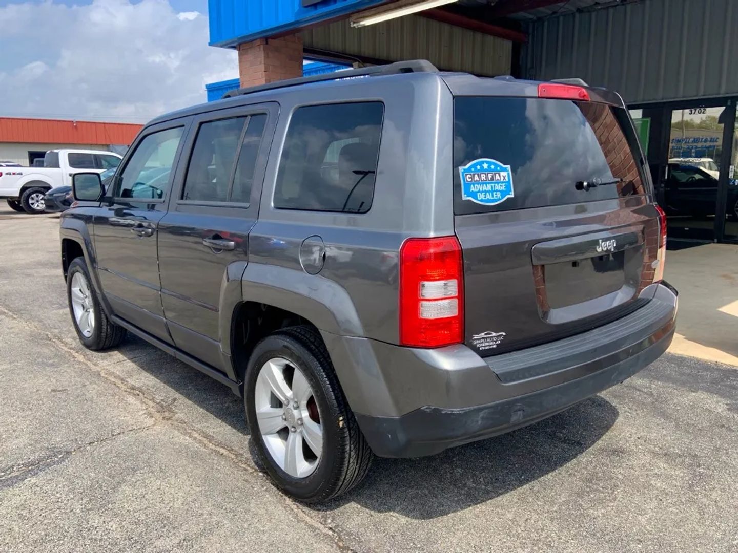 Image 6 of 2017 JEEP PATRIOT