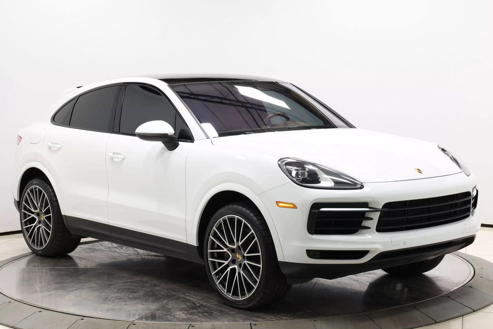 2021 Porsche Cayenne Coupe - Image 97