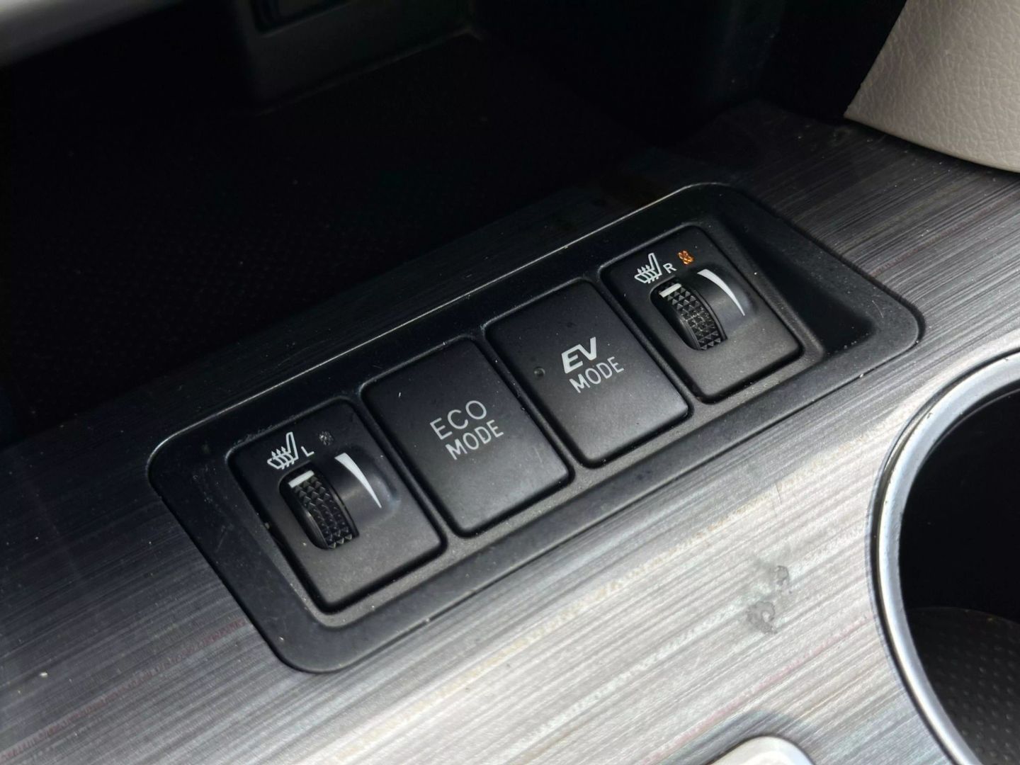 2012 Toyota Camry - Image 39