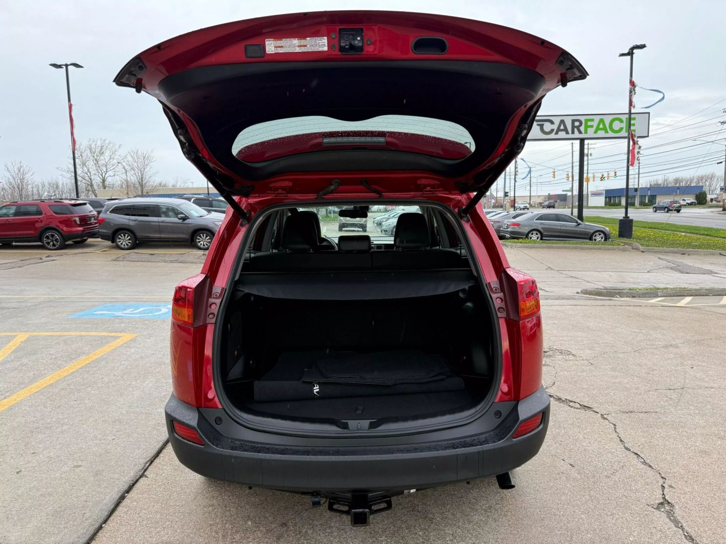 2015 Toyota Rav4 - Image 12