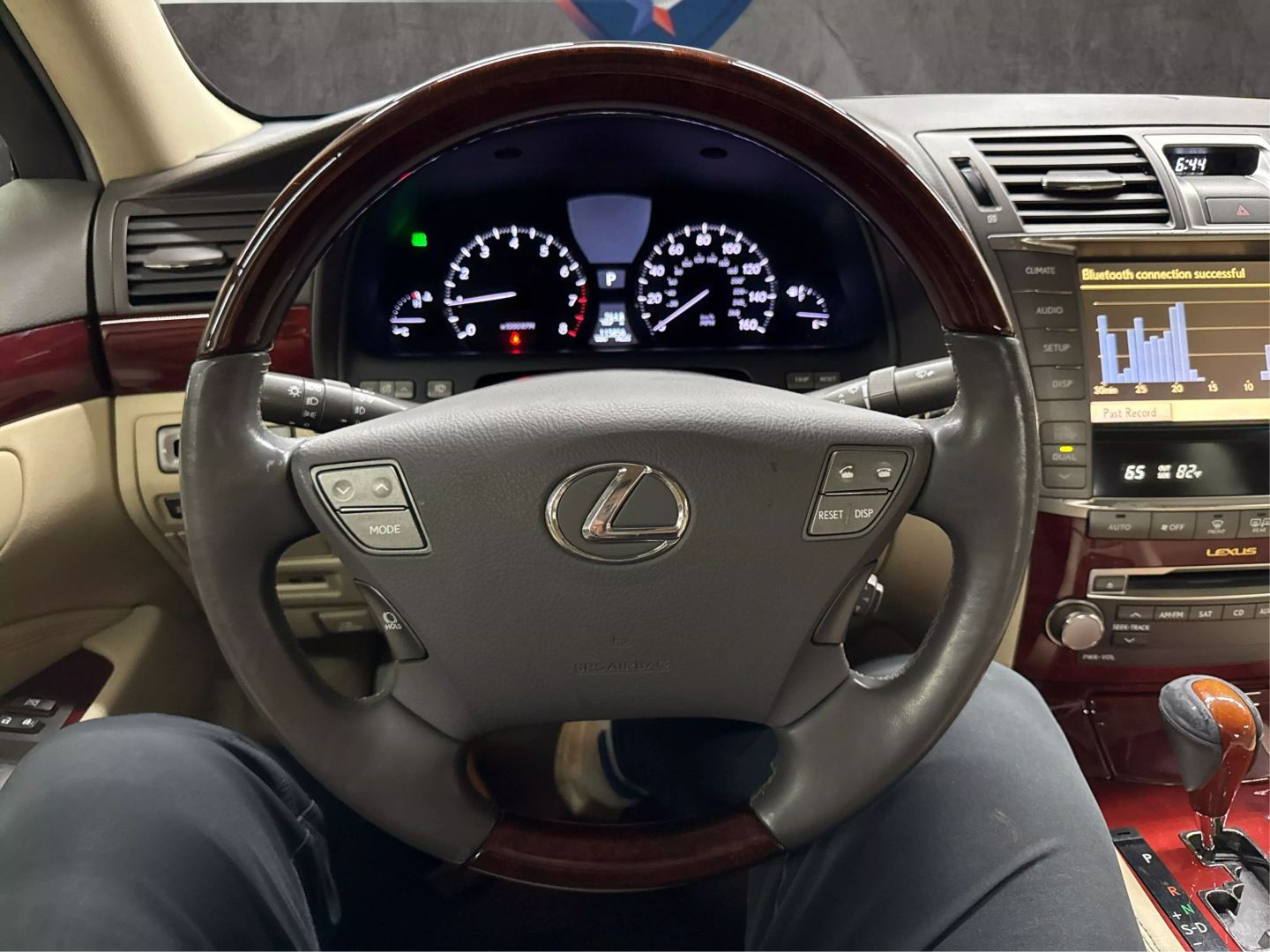 2011 Lexus Ls - Image 38