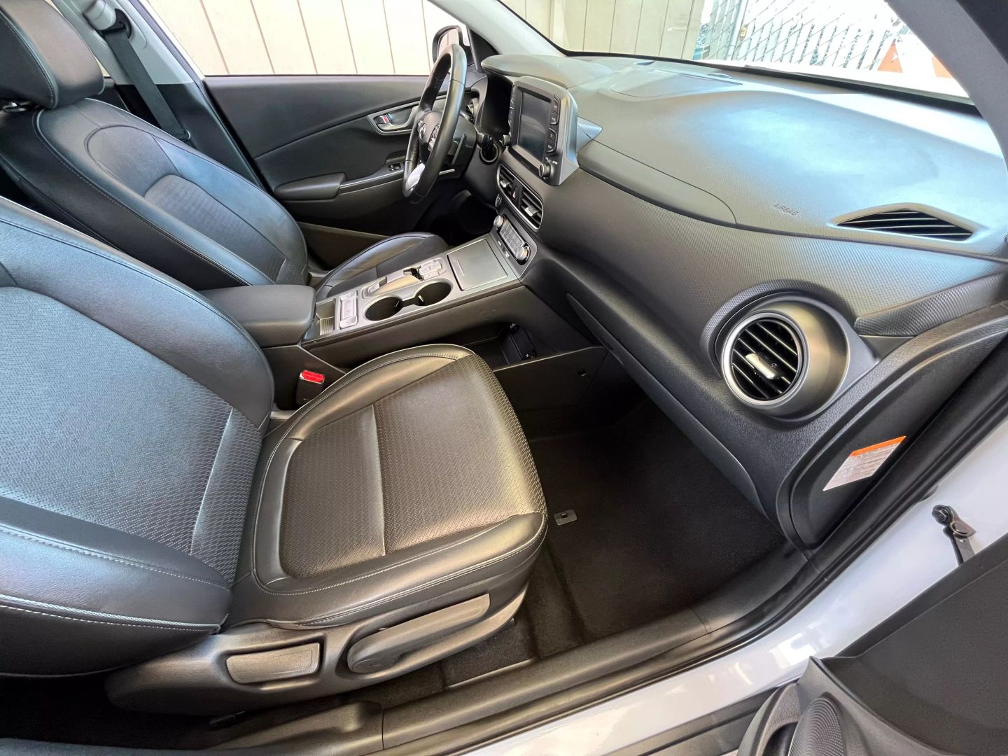 2019 Hyundai Kona Electric  Vin: Km8k33ag4ku029358 Stock Id: 029358 - Image 13