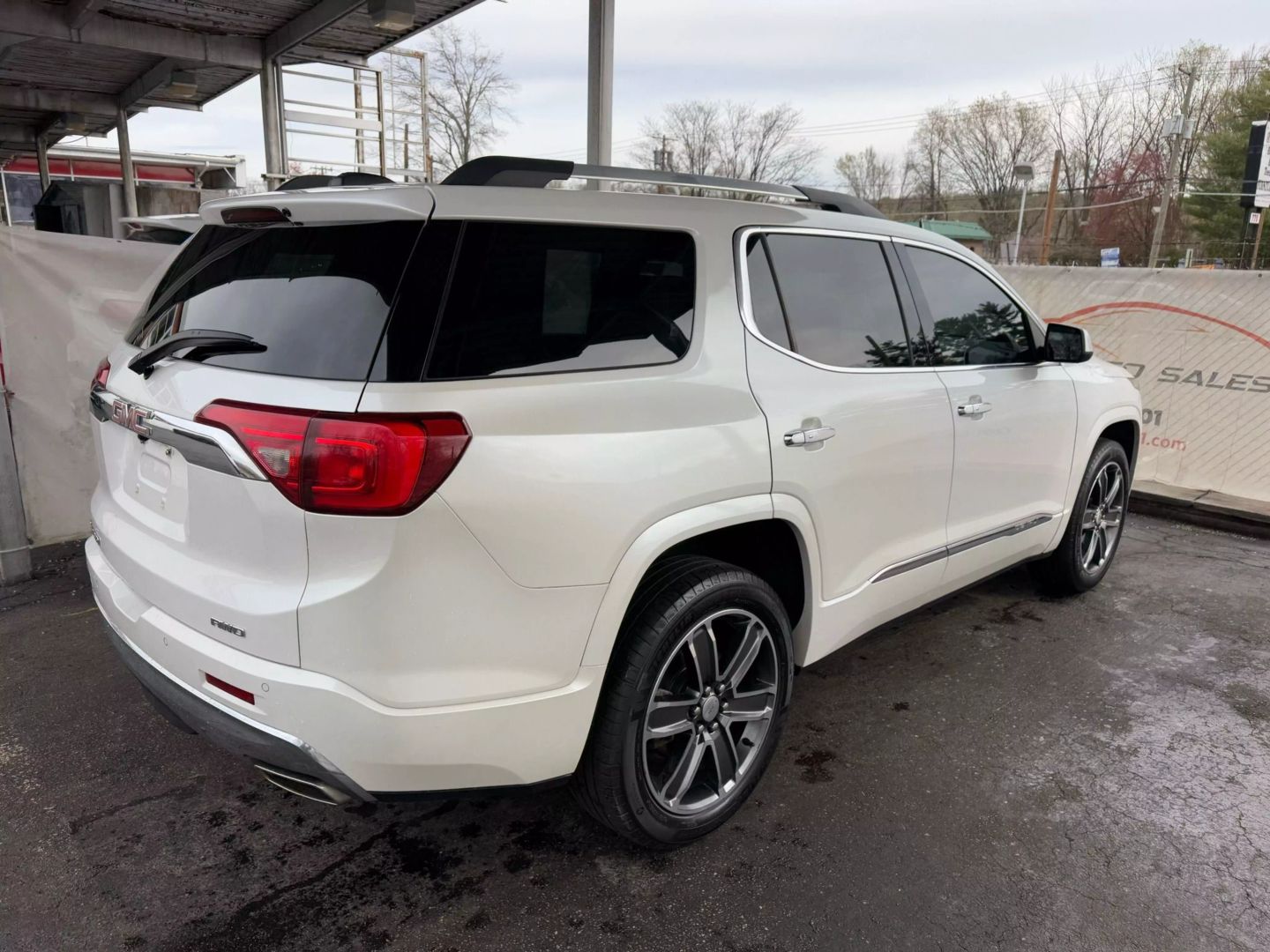 2017 Gmc Acadia - Image 12