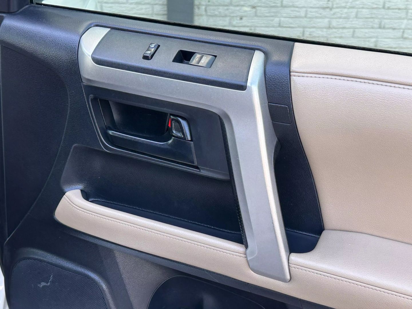 2012 Toyota 4runner - Image 18