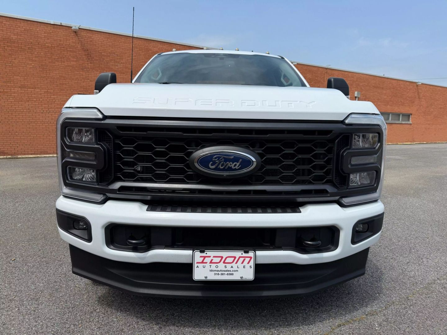 2023 Ford F250 Super Duty Crew Cab - Image 10