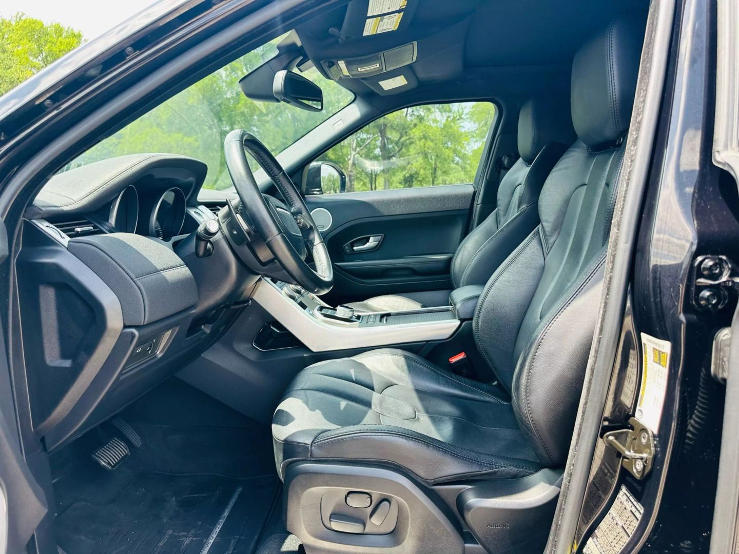 2015 Land Rover Range Rover Evoque - Image 16