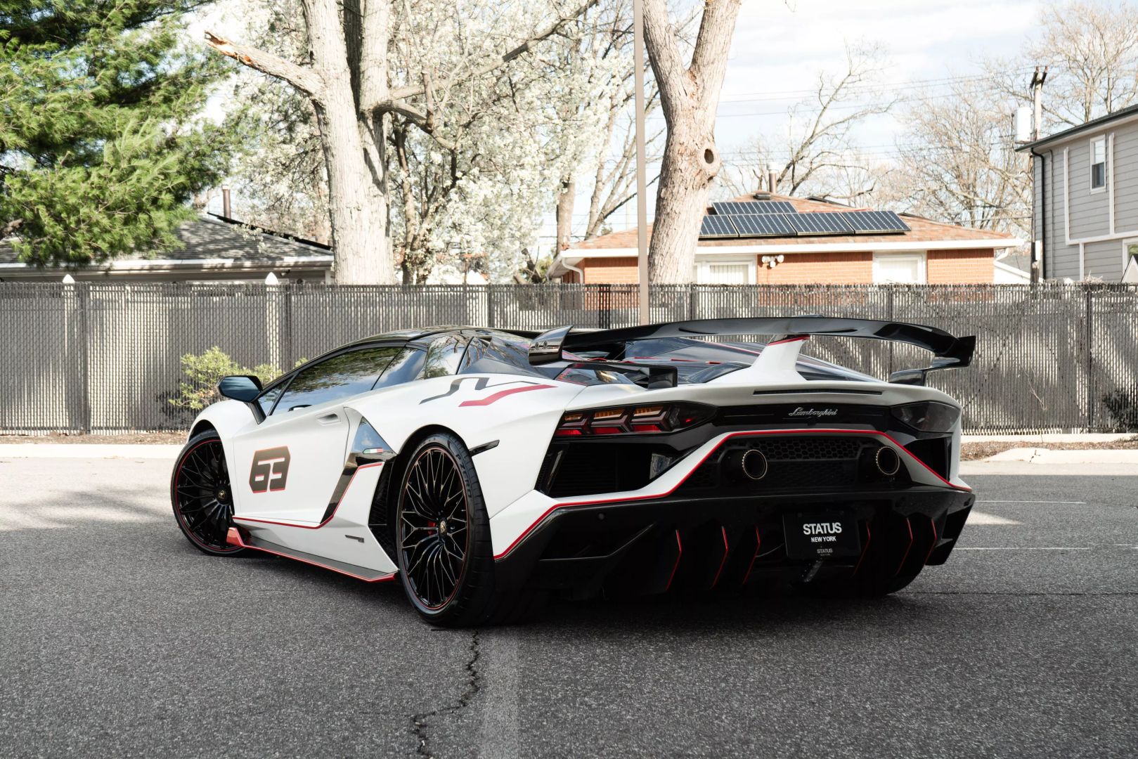 2021 Lamborghini Aventador - Image 28
