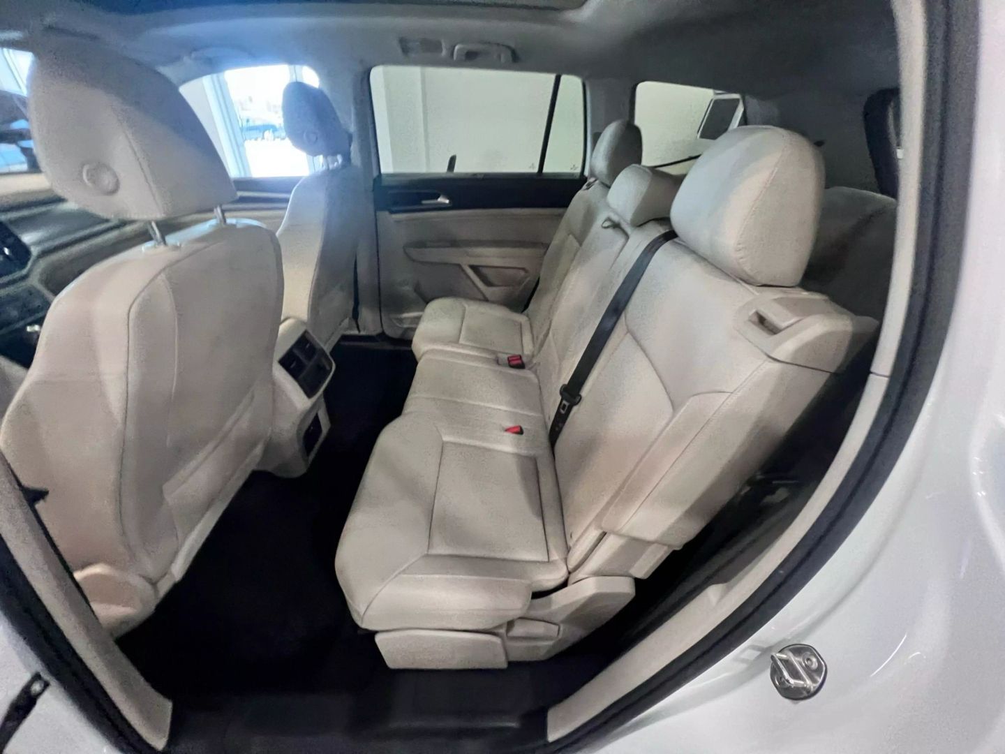 2019 Volkswagen Atlas Sel R-line Sport Utility 4d - Image 15
