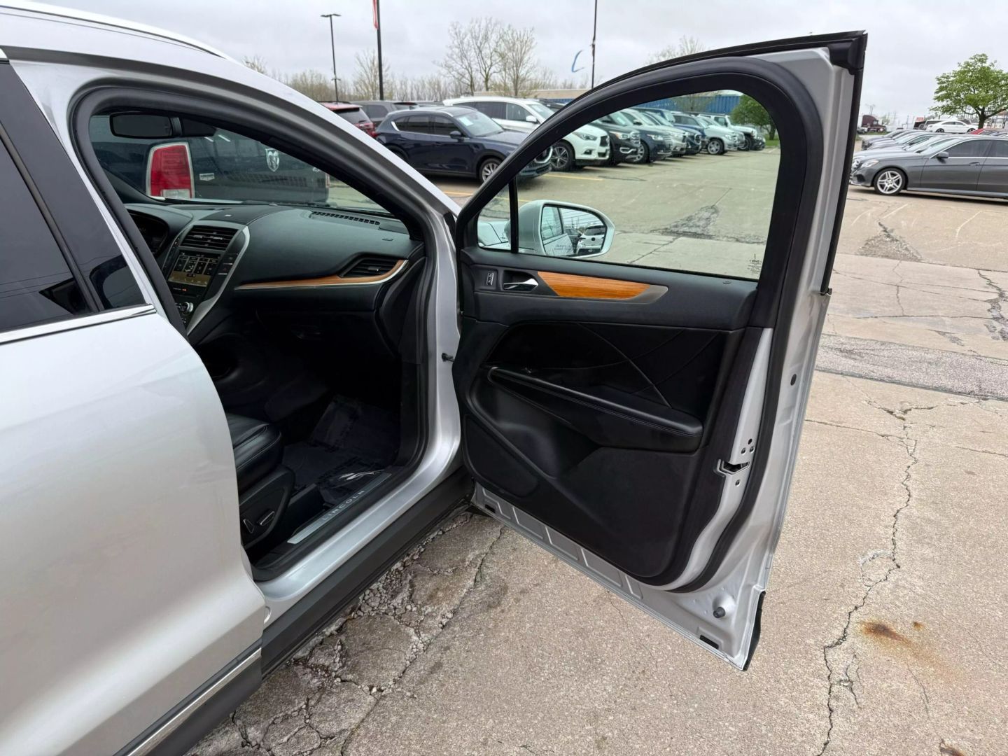 2018 Lincoln Mkc - Image 25