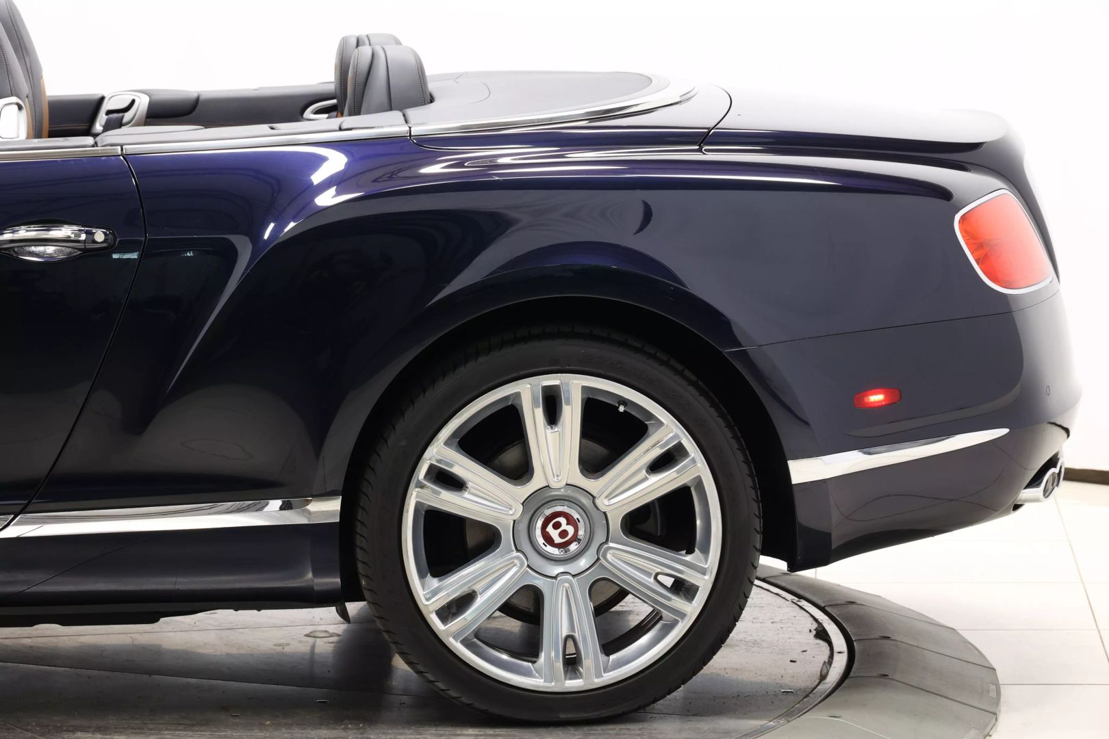 2013 Bentley Continental - Image 8