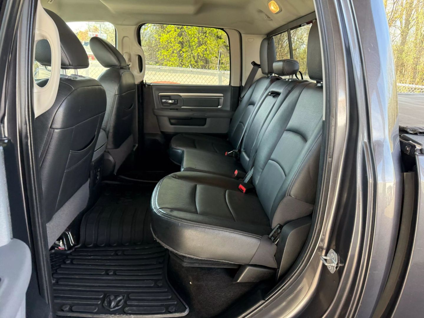 2017 Ram 1500 Crew Cab - Image 18