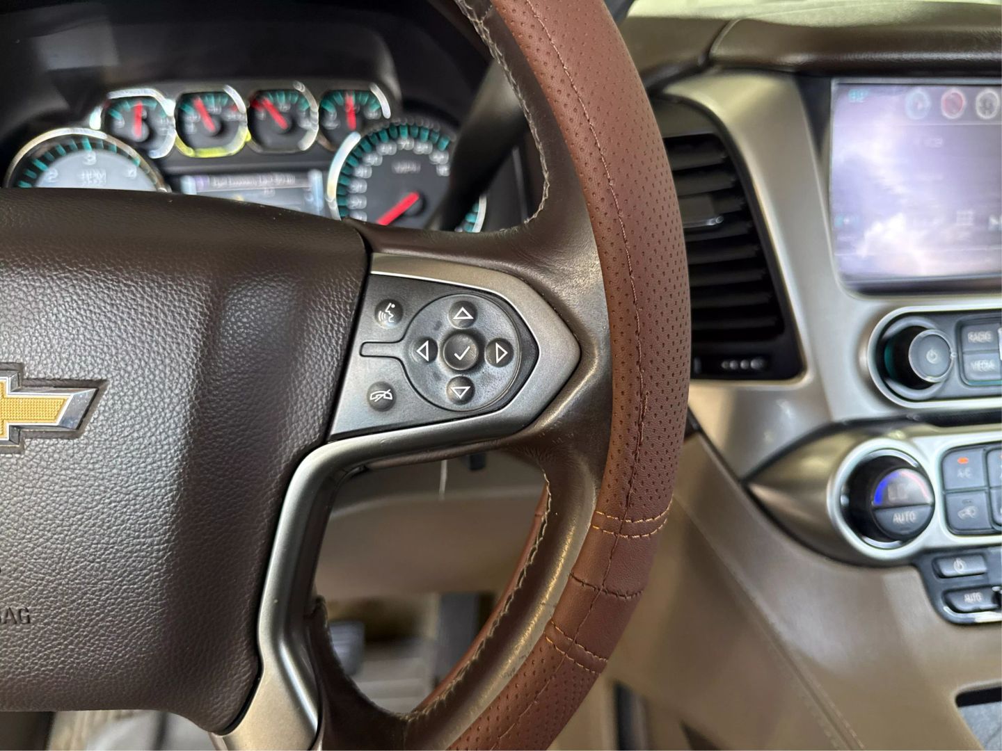2016 Chevrolet Tahoe - Image 22