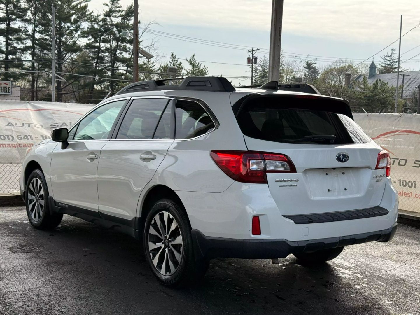 2016 Subaru Outback - Image 9