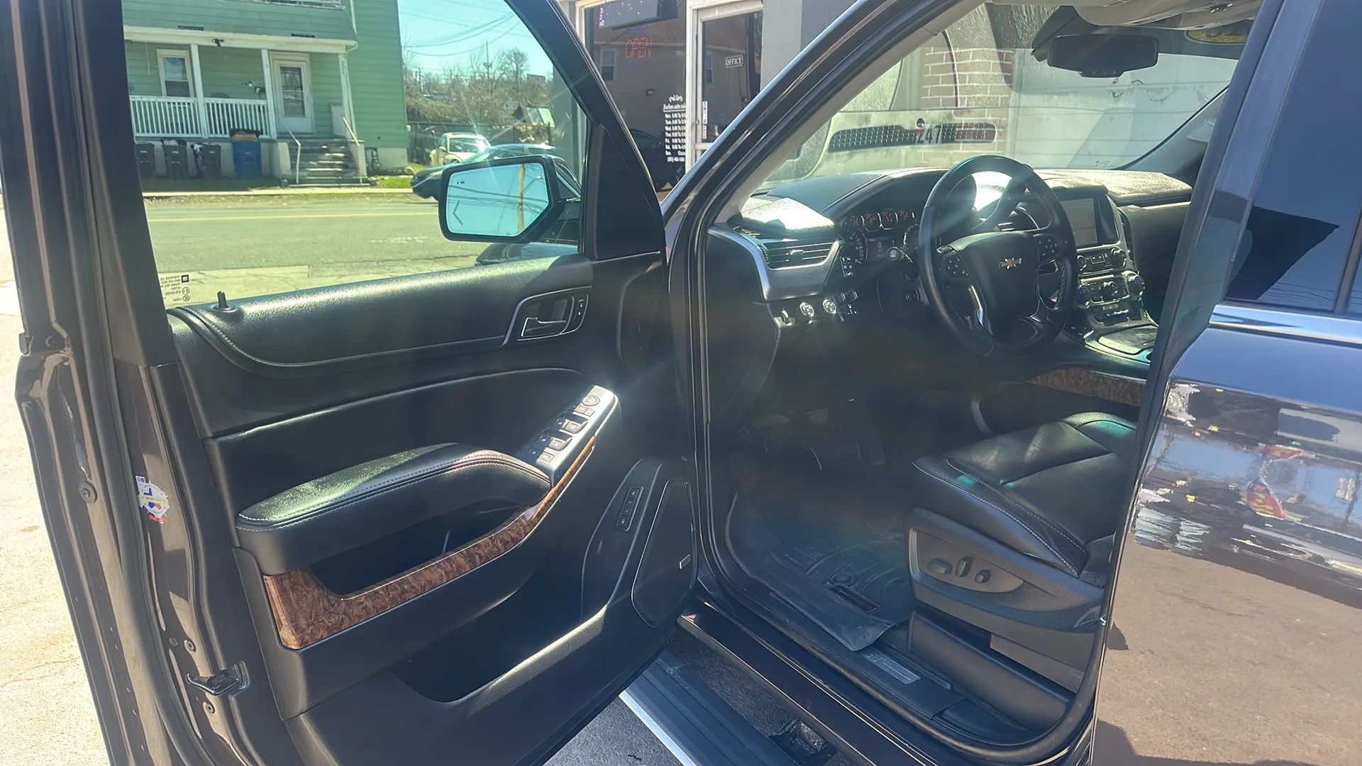 Image 7 of 2015 CHEVROLET SUBURBAN
