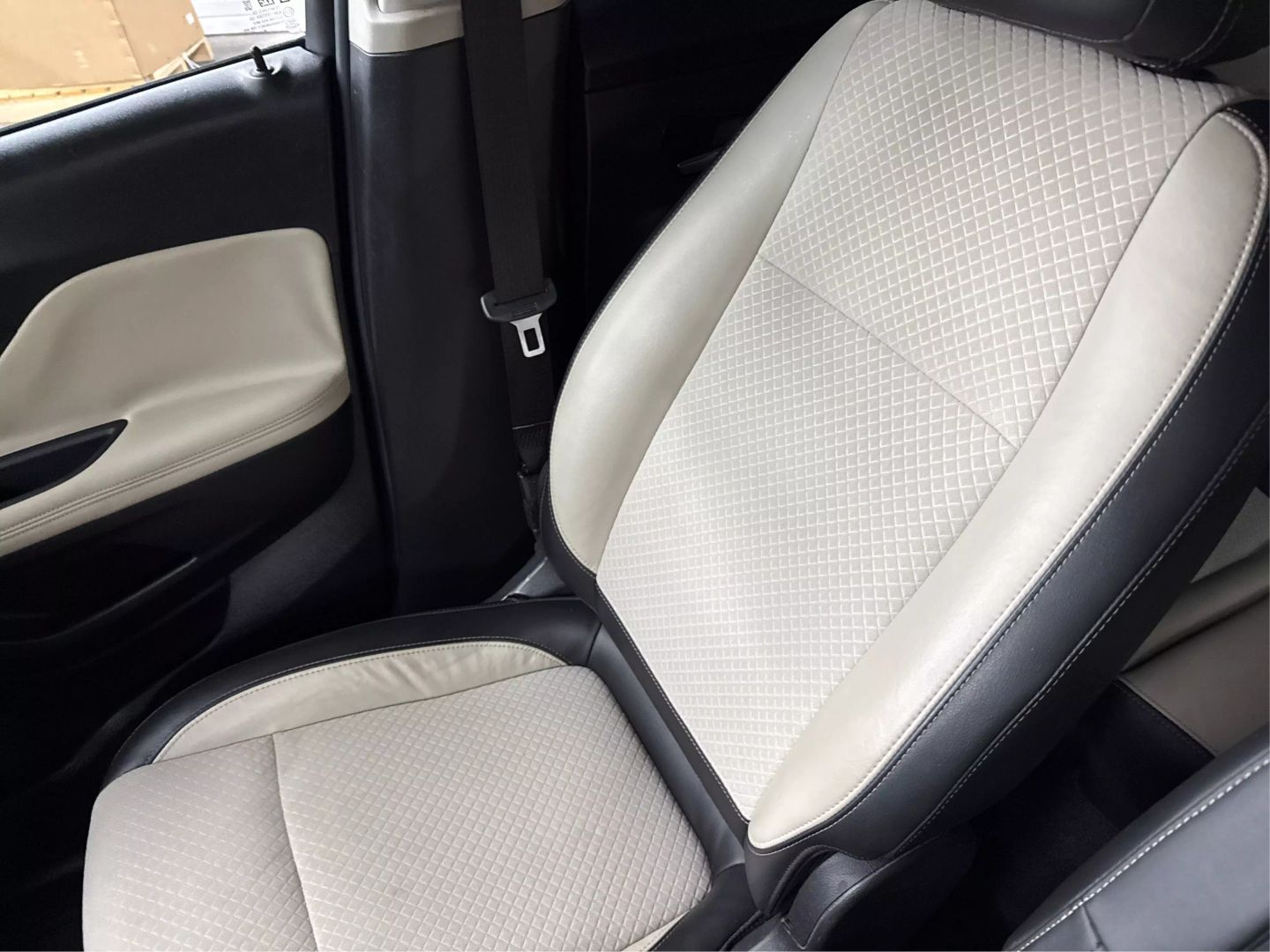 2017 Buick Encore - Image 28