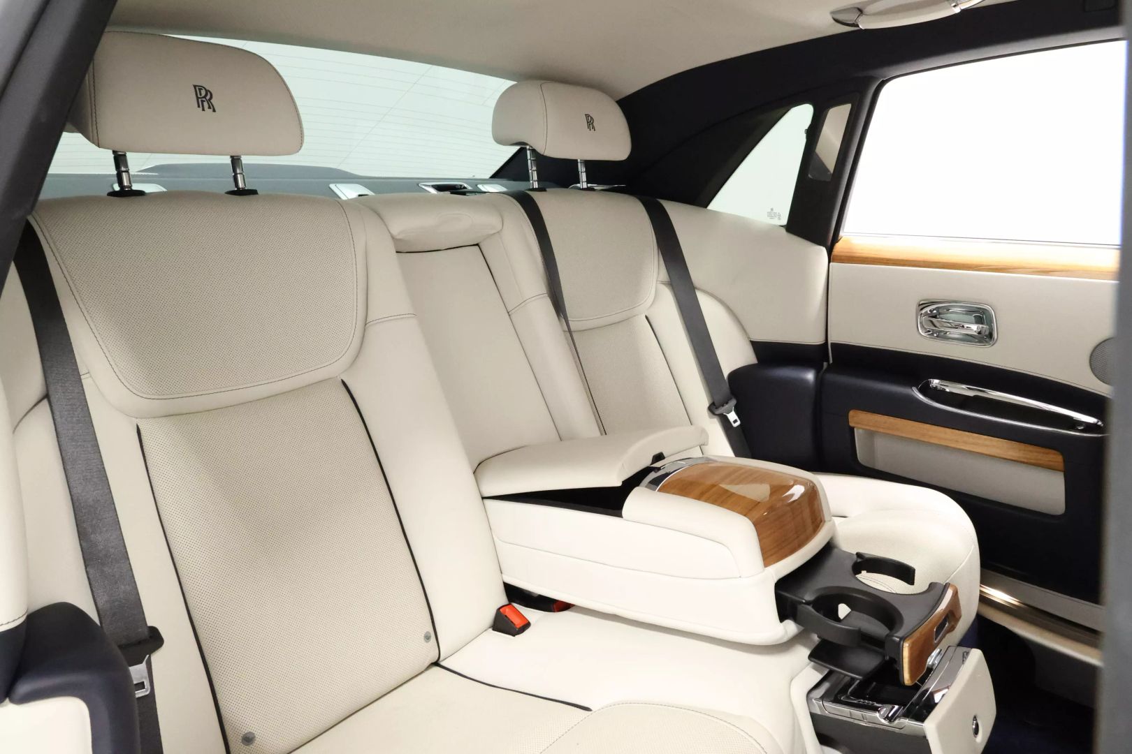 2018 Rolls-royce Ghost - Image 71