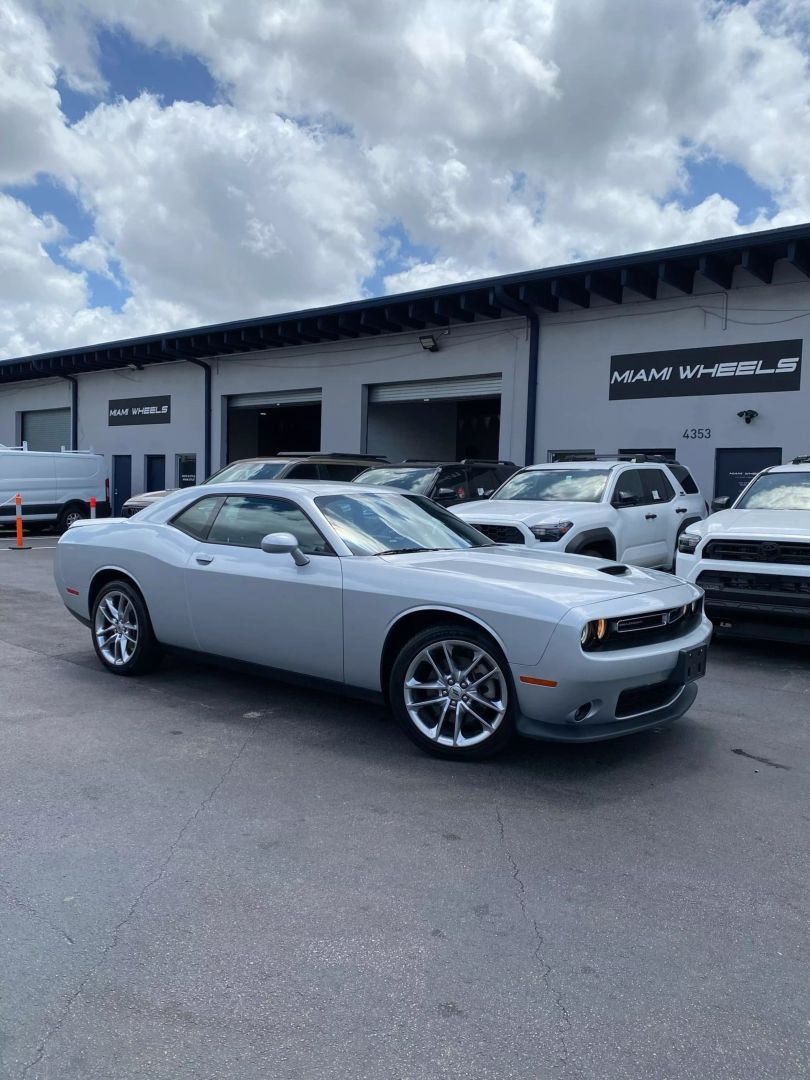2022 Dodge Challenger GT's photo