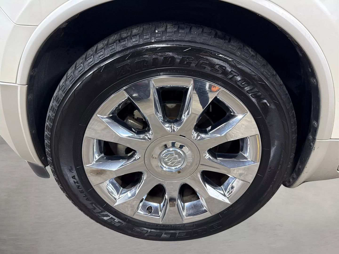 2012 Buick Enclave - Image 18