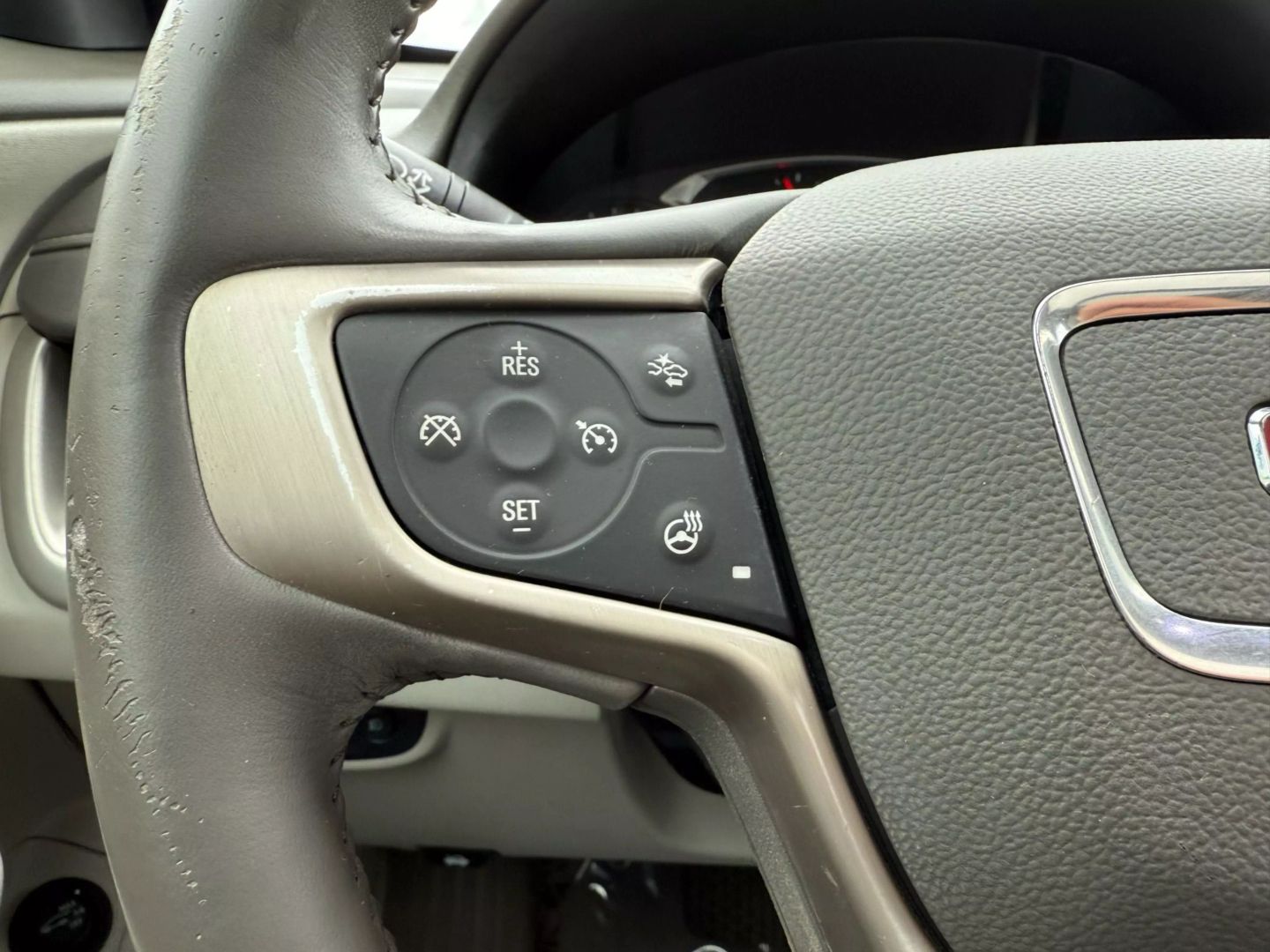2019 Gmc Terrain - Image 32