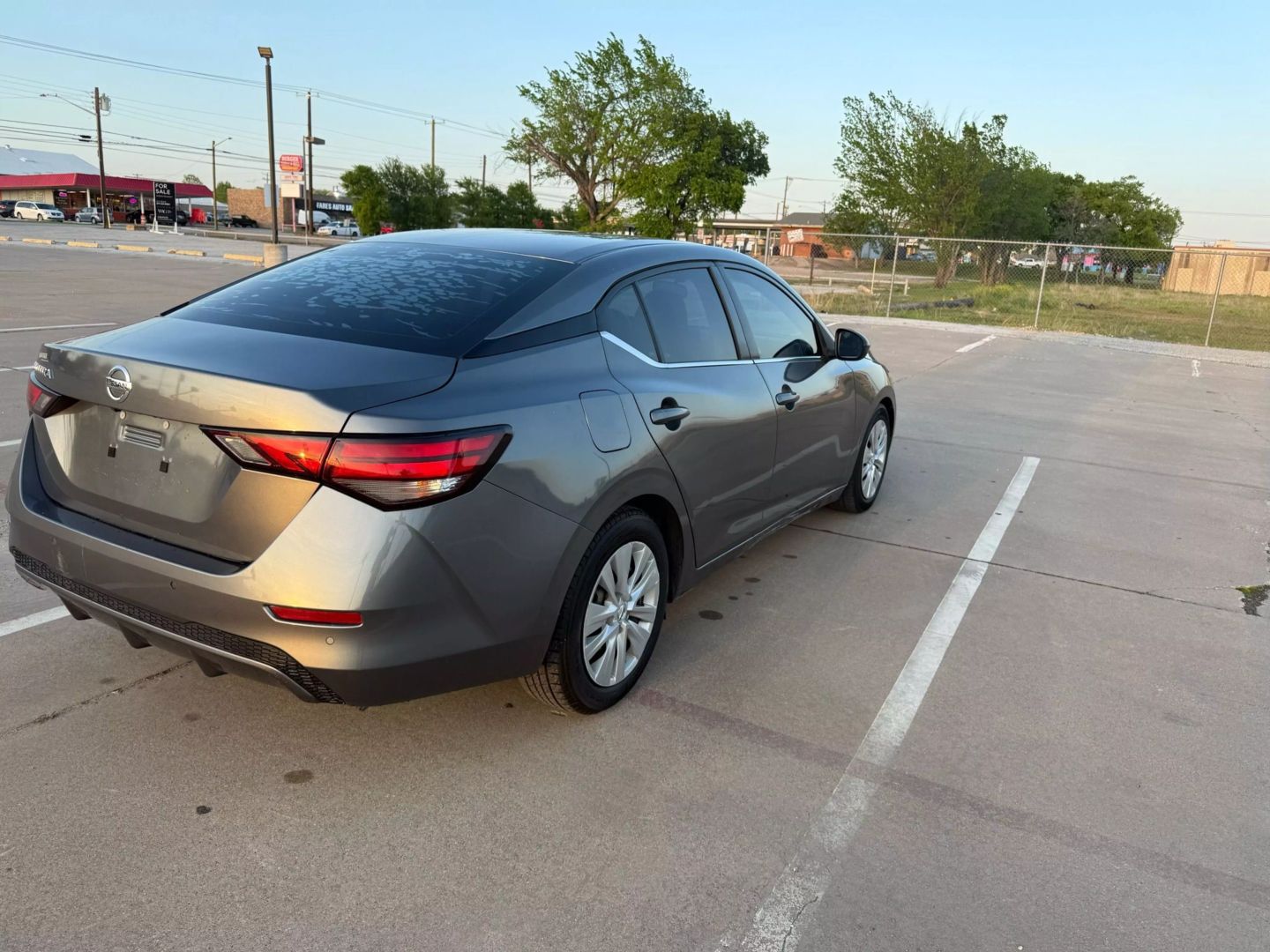 2020 Nissan Sentra - Image 4