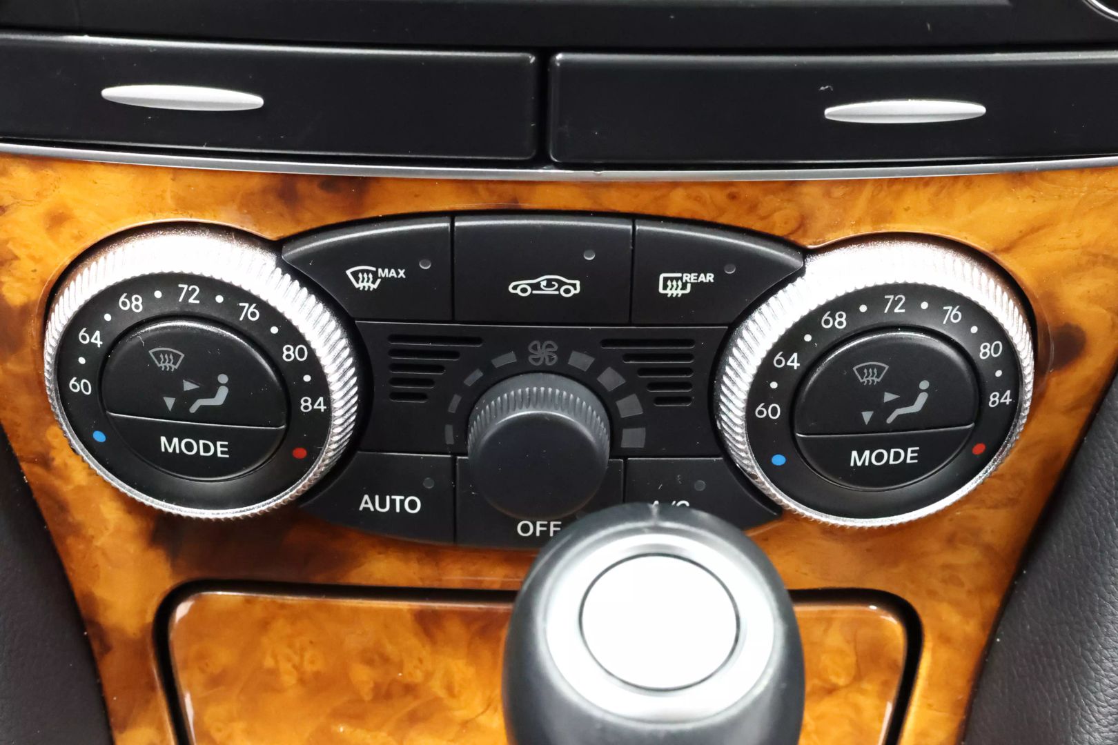 2011 Mercedes-benz Sl-class - Image 39