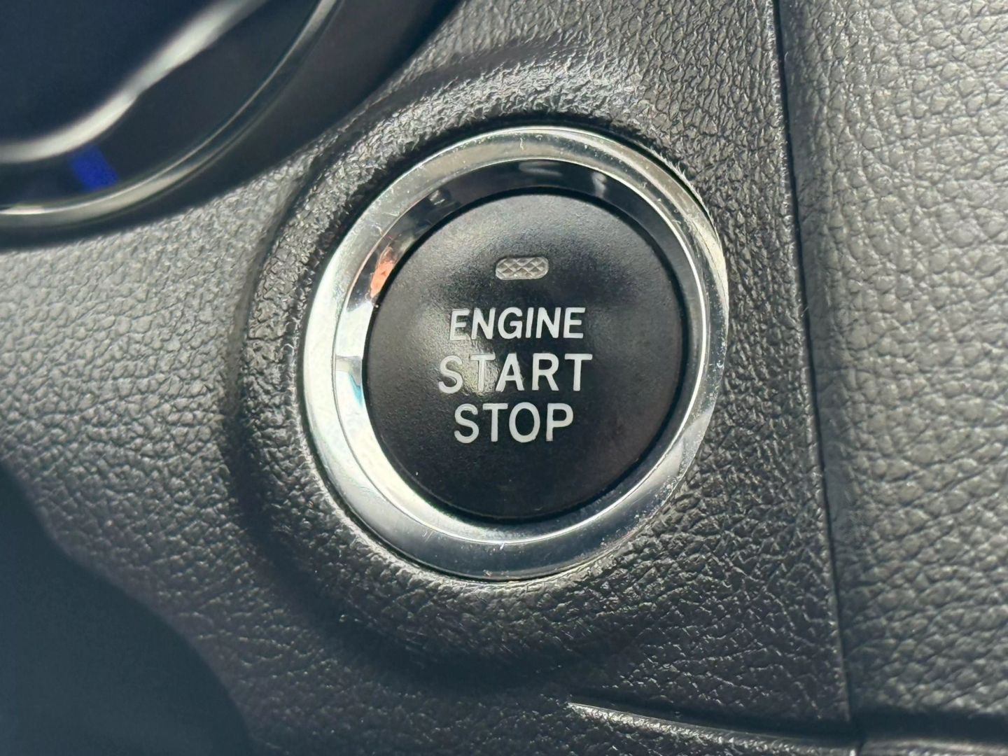 2016 Subaru Outback - Image 35