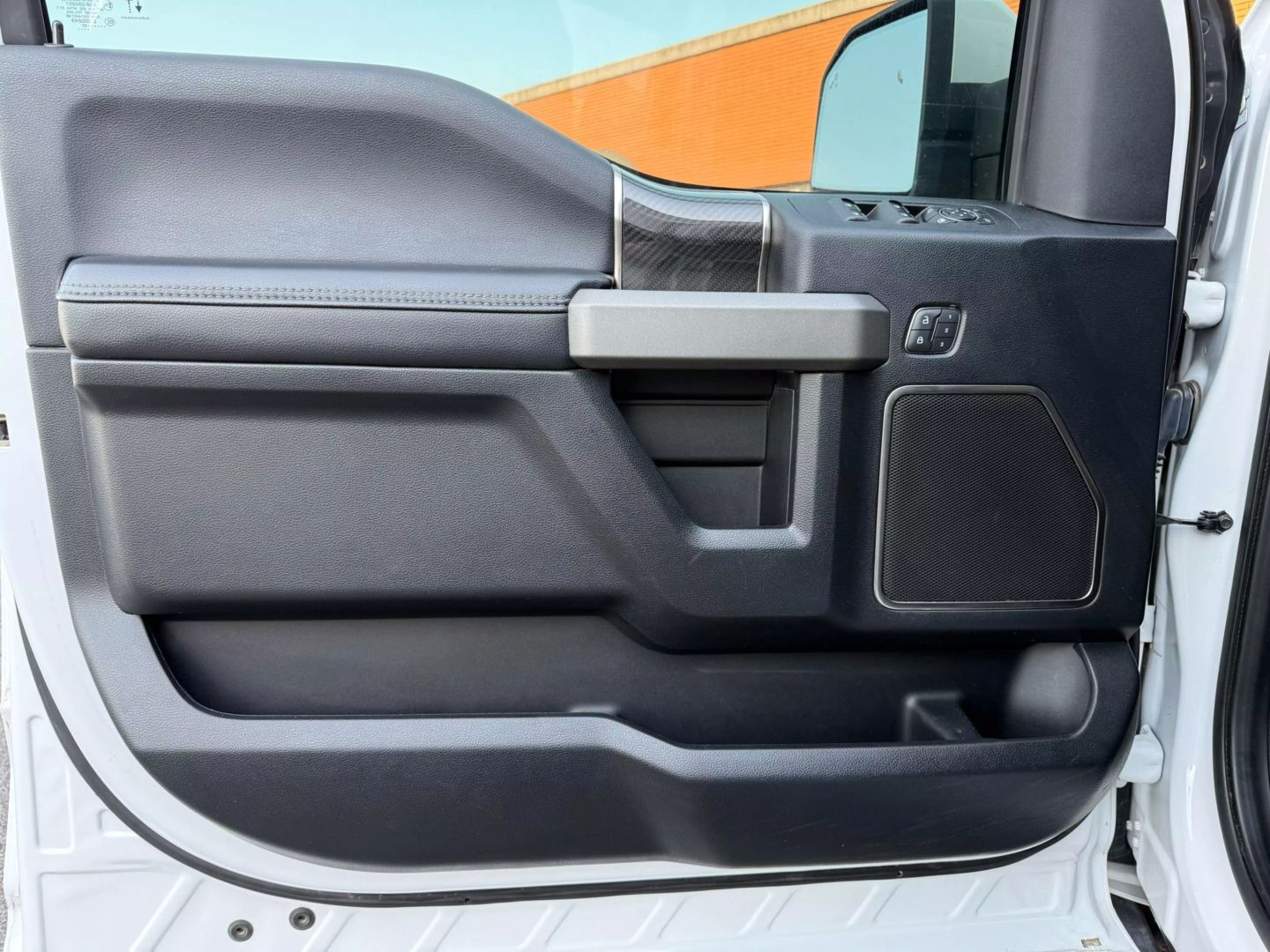2020 Ford F150 Supercrew Cab - Image 12