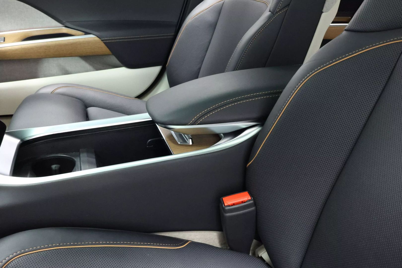 2023 Lucid Air - Image 49
