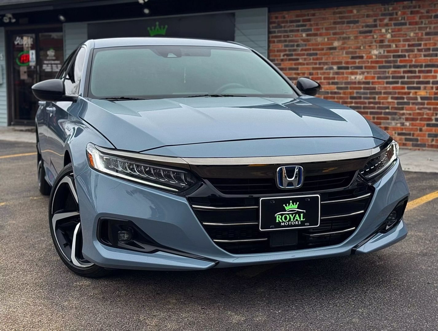 2022 Honda Accord Hybrid - Image 3