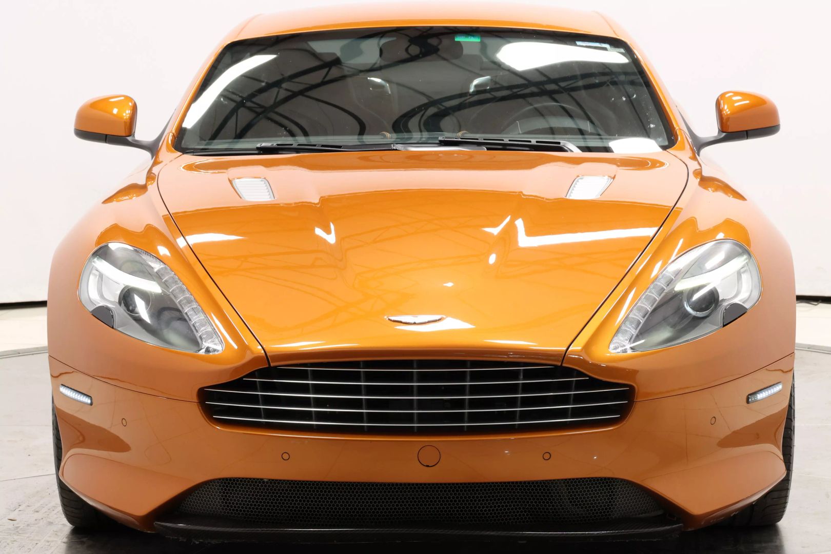 2012 Aston Martin Virage - Image 71