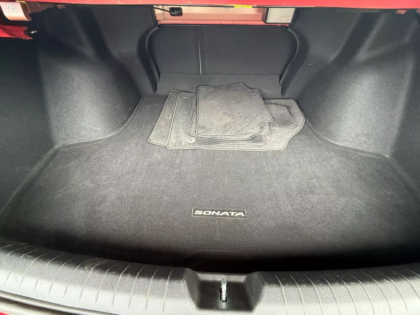 2022 Hyundai Sonata Hybrid - Image 20