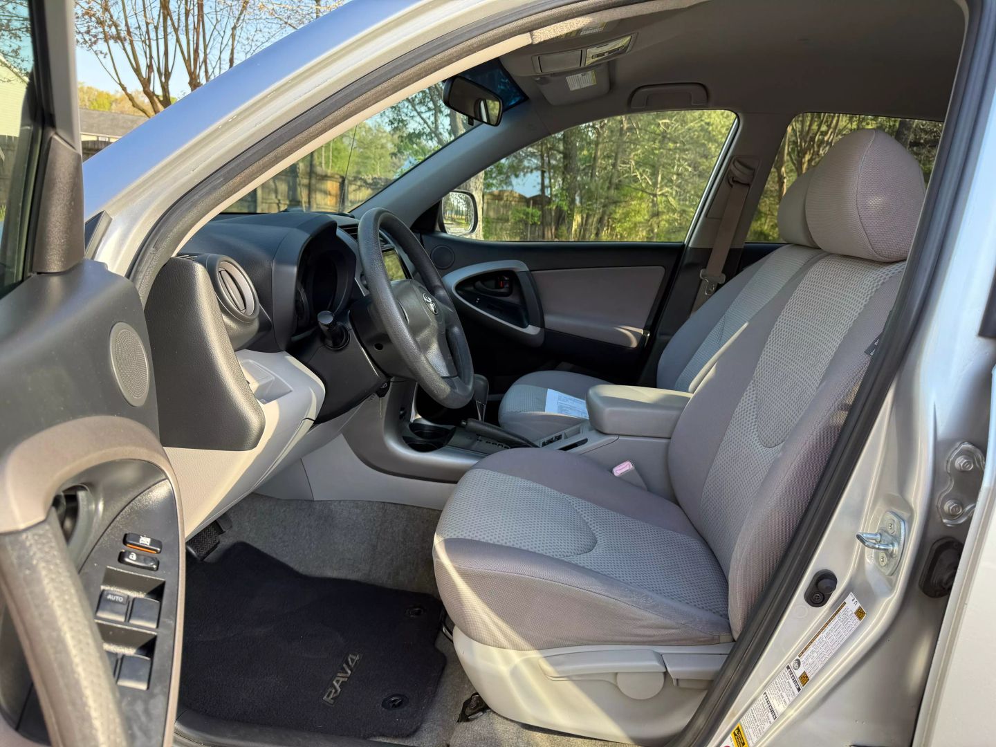 2008 Toyota Rav4 - Image 10