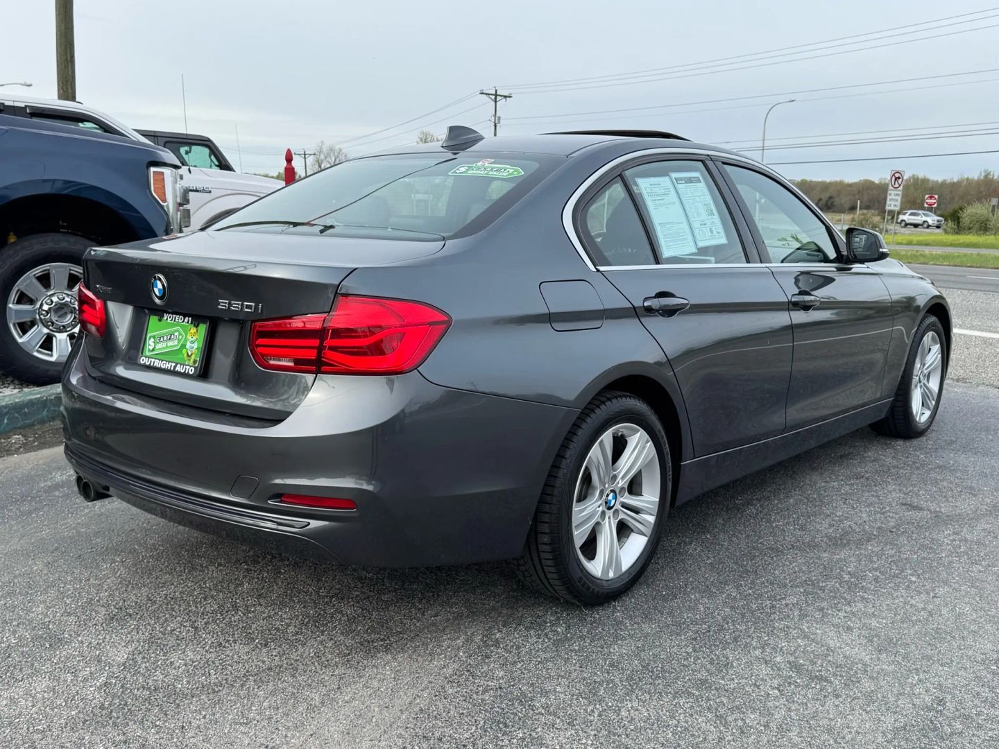 Image 4 of 2017 BMW 3 SERIES