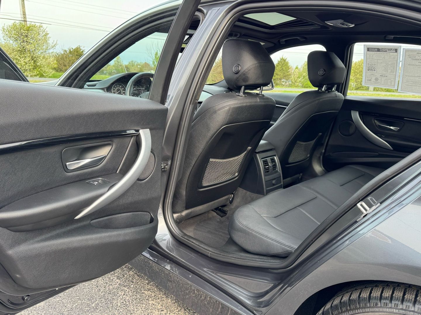 Image 10 of 2017 BMW 3 SERIES