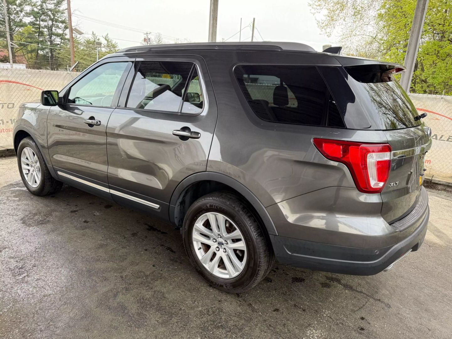 2018 Ford Explorer - Image 13