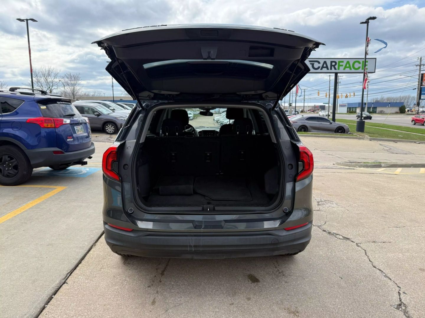 2018 Gmc Terrain - Image 12