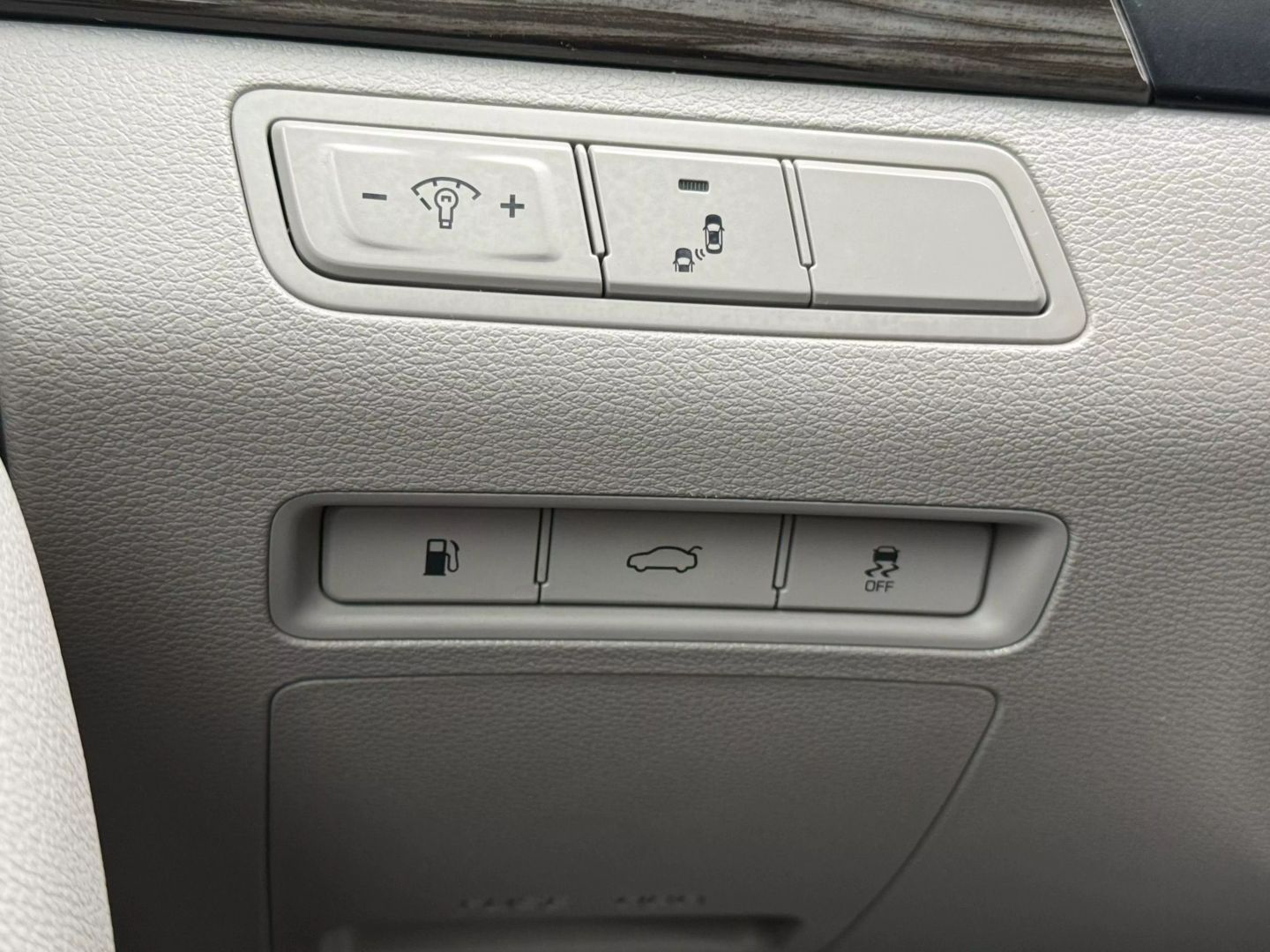 2015 Hyundai Sonata - Image 47