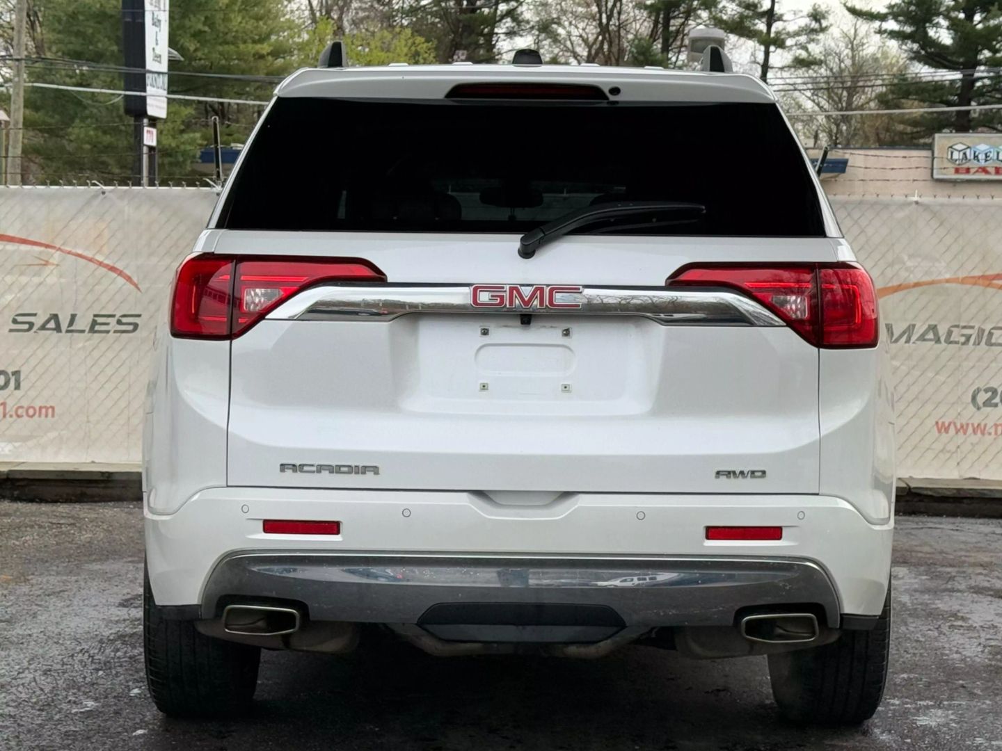 2017 Gmc Acadia - Image 10
