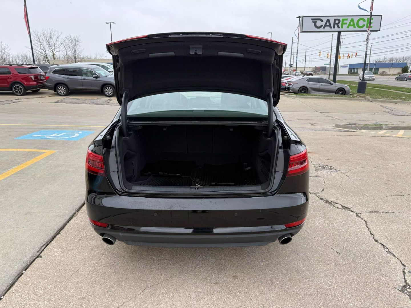 2017 Audi A4 - Image 11
