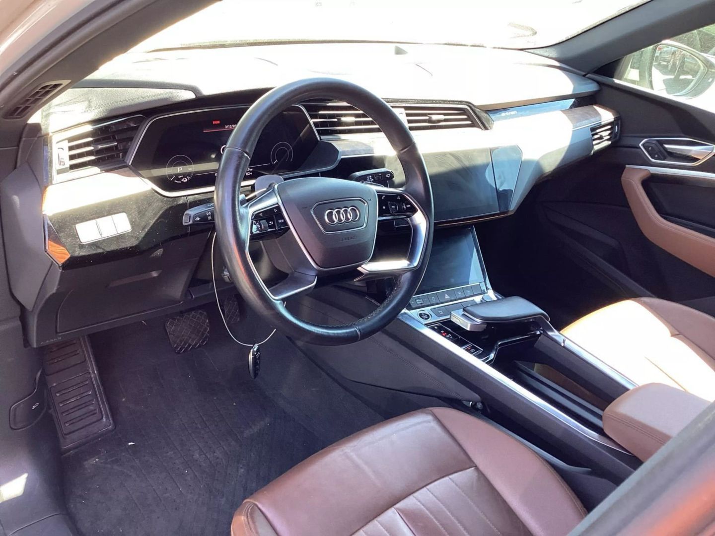 2022 AUDI E-TRON SUV DUAL AC ELECTRIC MOTORS PREMIUM SPORT UTILITY 4D