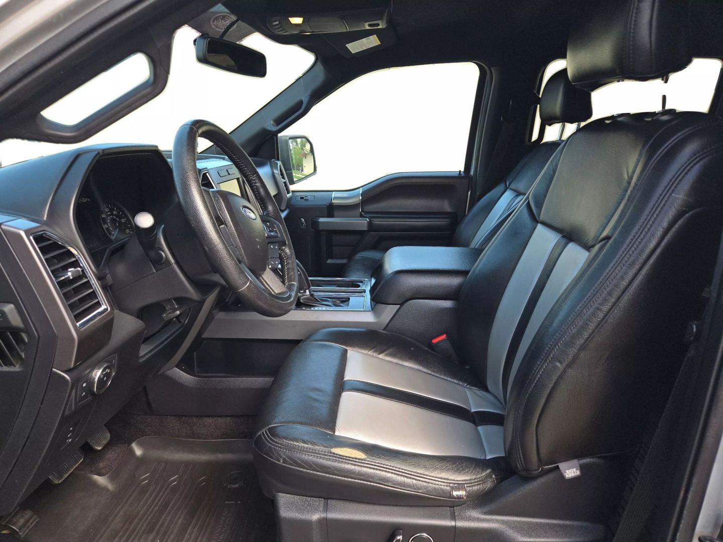 2016 Ford F150 Supercrew Cab - Image 9